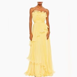 Never worn Mac Duggal Strapless Chiffon Pleated Tiered Ruffled Gown Yellow